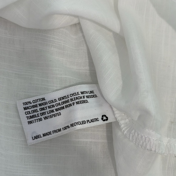 BNWT universal threads blouse - Picture 8 of 9